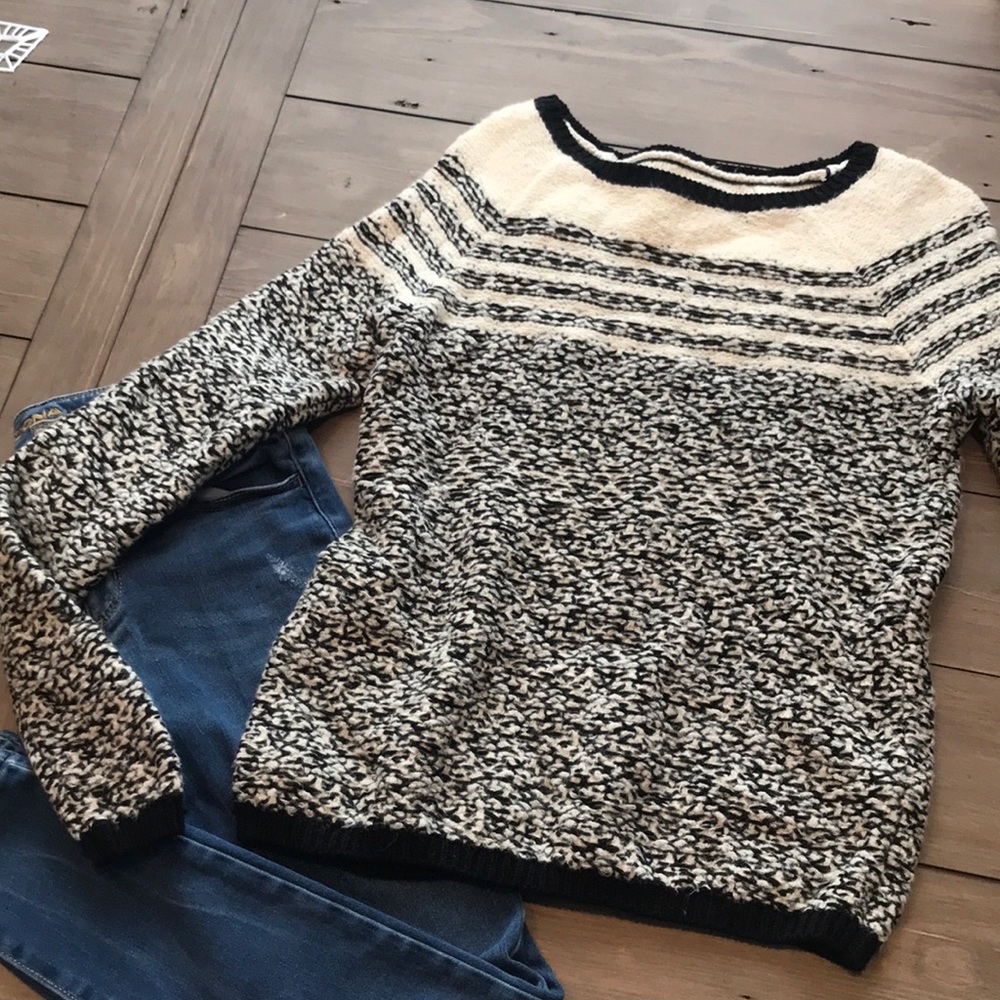 Black and white, wool Lou & Grey sweater SzS